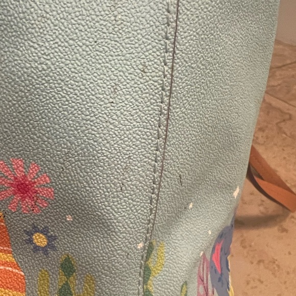 Disney Dooney & Bourke It’s A Small World XLg Leather Tote - Picture 10 of 10